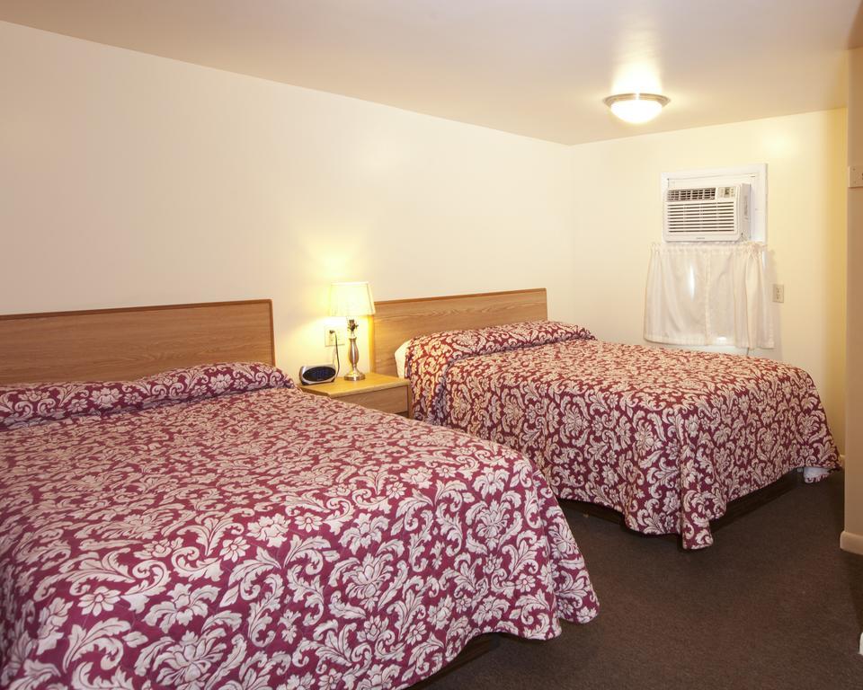 Frostburg Charlie'S Motel מראה חיצוני תמונה
